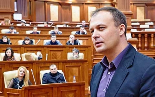 Андриан Канду выдвинут  кандидатом на пост спикера парламента РМ