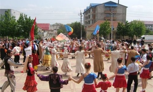 Гагаузия празднует национальный праздник «Хедерлез»