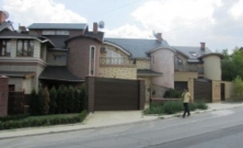 Неужели Филат решится отнимать жилье у бедных молдавских судей?