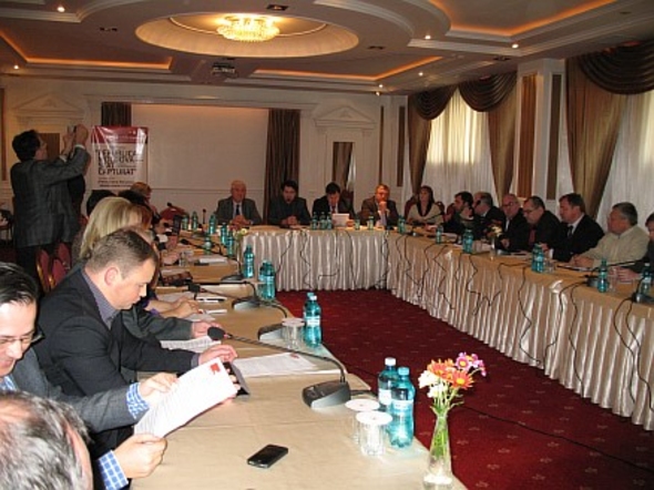 Революционные призывы красных политиков, политологов и журналистов в  «Красном зале»