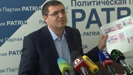 Усатый в 2012: «Я не советник Филата». Скандал с удостоверениями