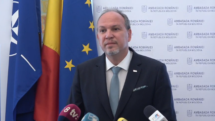 Посол Румынии высказался о торжественной встрече коммунальной техники из России в Кишинёве