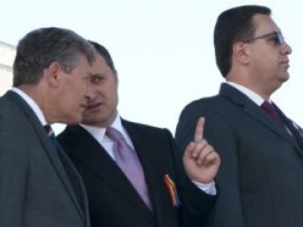 Отставка Лупу?