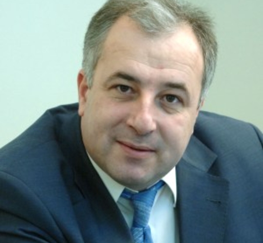 Коммунисты борются за власть