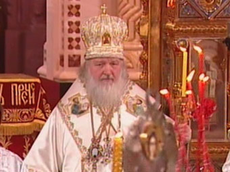 Патриарх Кирилл пошел босым в далекий скит замаливать грехи