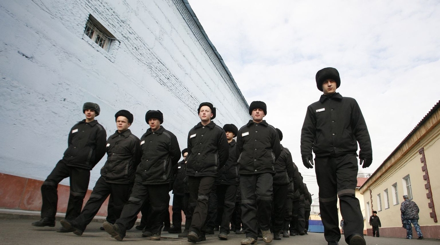 В российскую армию набирают заключенных, мирное население Украины в страшной опасности