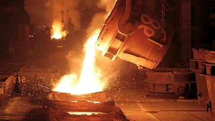 Горячий металлический скандал