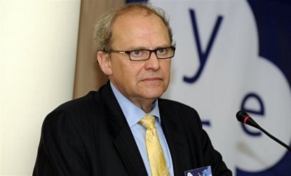 Что Запад должен Украине?