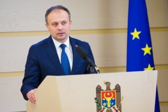 Канду Додону: Немедленно прекратите это издевательство, освободите граждан Молдовы из предвыборного плена