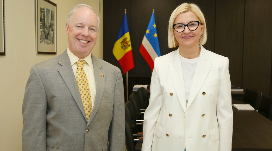 Ирина Влах: 