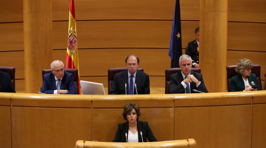 Мадрид приостановил автономию Каталонии и ввел прямое управление