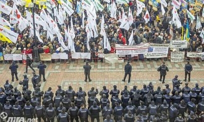 Чего хотят политики под Радой