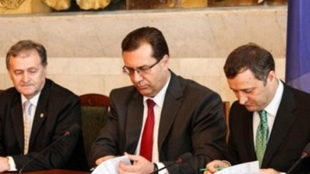 Партии власти подписали объединительное соглашение