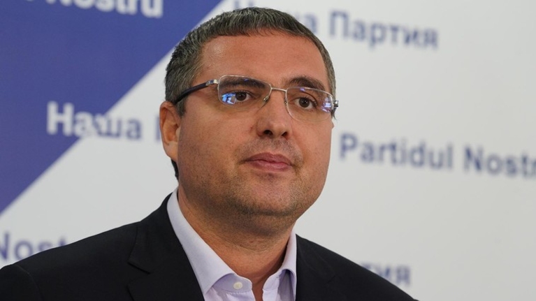 Ренато Усатый: „Додон продлит чрезвычайное положение на месяц, чтобы перенести дату выборов”